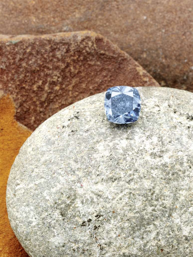 Diamante Estrela de Josephine, o segundo maior do mundo, com 530 quilates