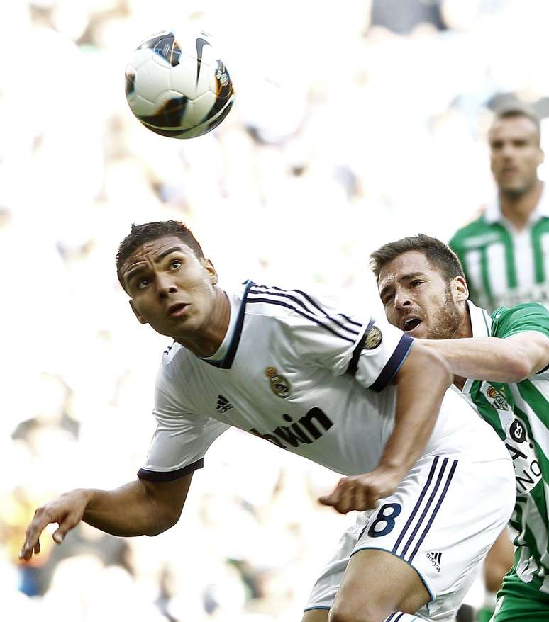 <p>Casemiro teve atuação segura e participou dos 90 minutos da partida contra o Real Betis, mas não atua diante do Atlético de Madrid</p>