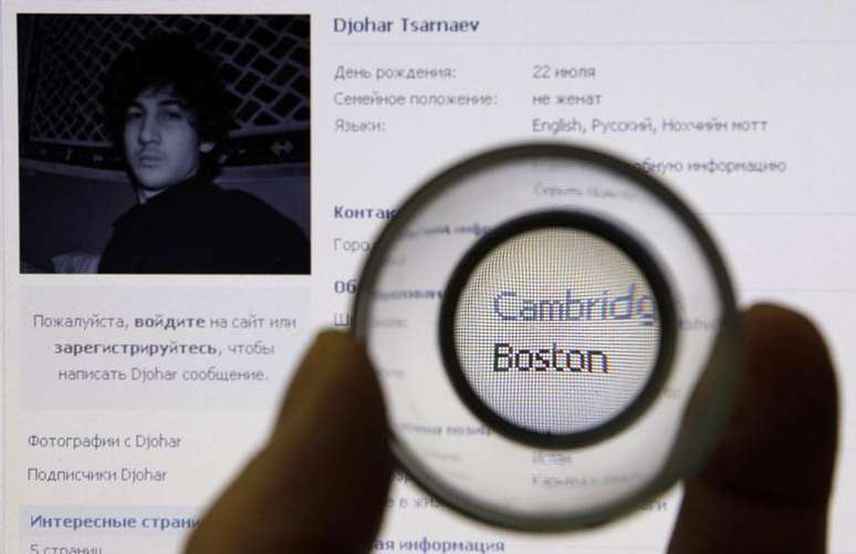 Dzhokhar Tsarnaev, de 19 anos, um dos suspeitos de cometer o atentado na Maratona de Boston, em foto divulgada pelo FBI.