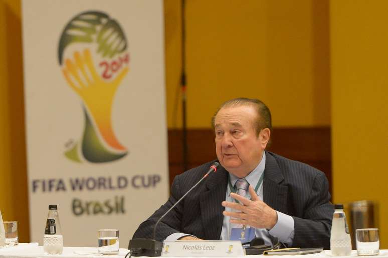 <p>Em comitê da Fifa, dirigente deve ser substituído por Grondona ou Del Nero</p>