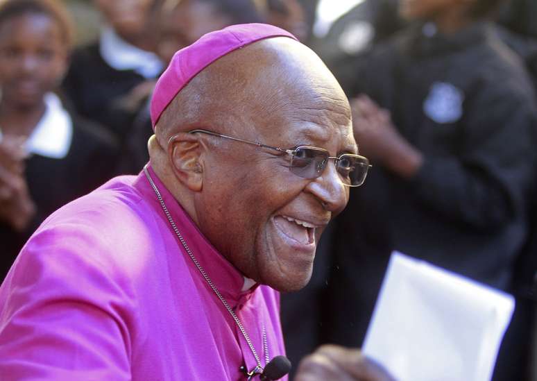 Desmond Tutu, 81 anos, foi hospitalizado na Cidade do Cabo