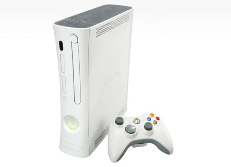 <p>Em 2005, Microsoft lançou o Xbox 360</p>