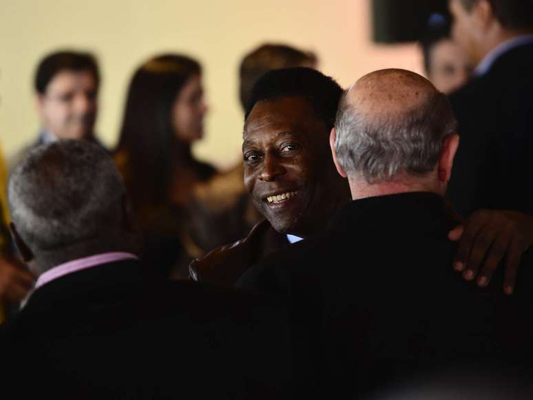 <p>Pelé havia recebido ataques de Pelé no começo do mês</p>