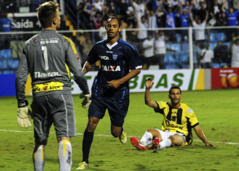 Avaí goleou Volta Redonda e avançou na Copa do Brasil