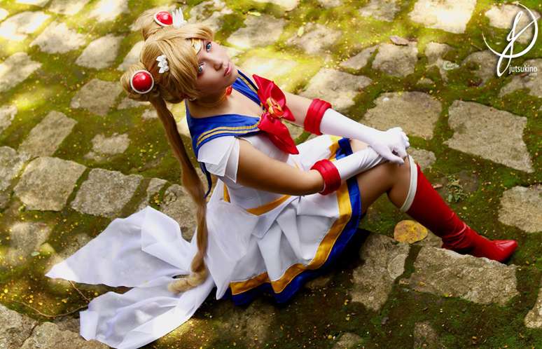 A brasileira Juliana Alves, conhecida como Ju Tsukino faz cosplays desde 2004. Neste ensaio, ela se produziu de Sailor Moon. Veja a seleção Terra de cosplays