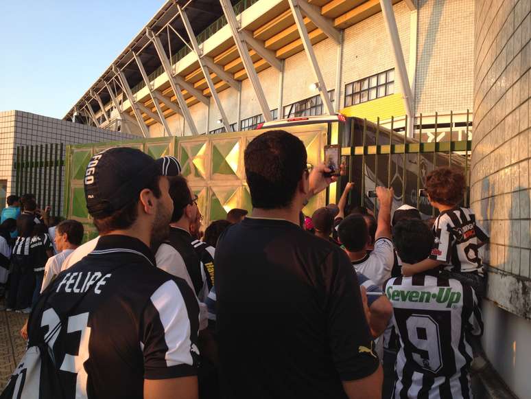 <p>A cidade de Volta Redonda aparentava total tranquilidade antes de Botafogo x Resende, que definirá um dos finalistas do segundo turno do Campeonato Carioca, neste sábado</p>