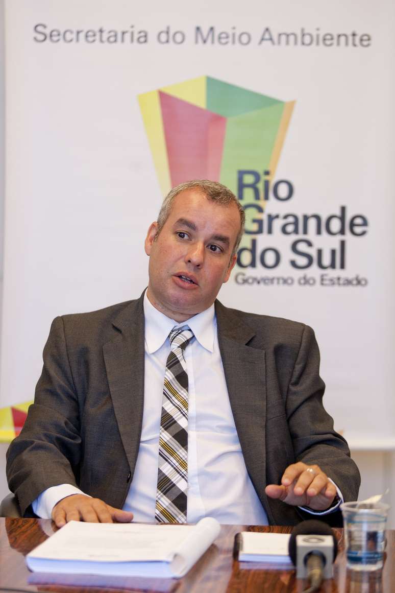 Entre os detidos na operação da Polícia Federal no Rio Grande do Sul está o secretário estadual do meio ambiente, Carlos Niedersberg