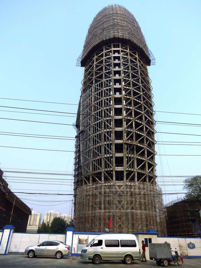 Prédio, ainda em construção, deve ser finalizado em maio de 2014