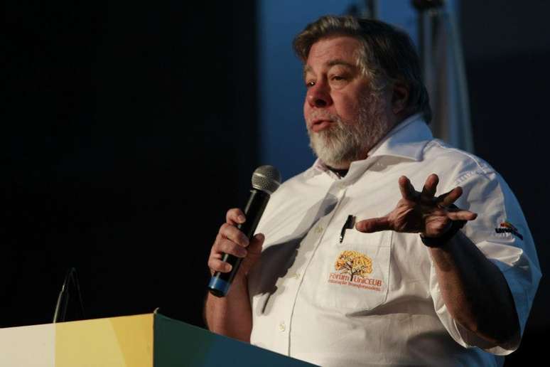 <p>Steve Wozniak ajudou a moldar a indústria de computação</p>