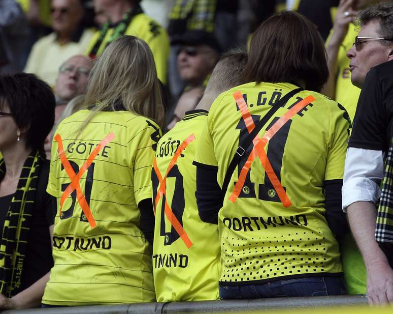 Torcedores do Borussia riscaram o nome de Gotze de suas camisas