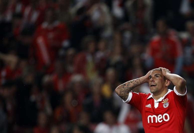 Maxi Rodríguez lamenta lance em tropeço do Benfica que dá chances de título ao Porto