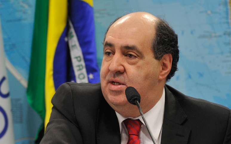 João Batista Rezende, presidente da Anatel, afirmou que estudo das estidades será somado a outros três em andamento