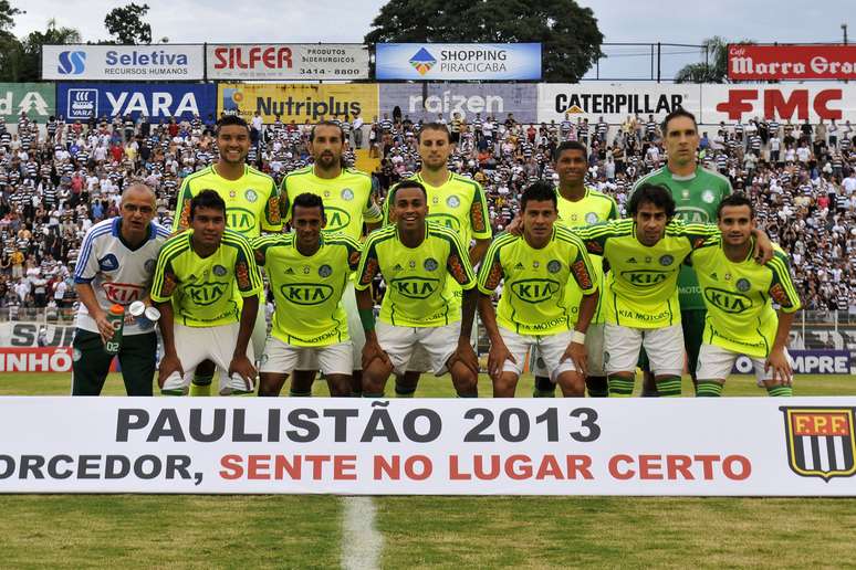 <p>Camisa "marca-texto" também será deixada de lado</p>