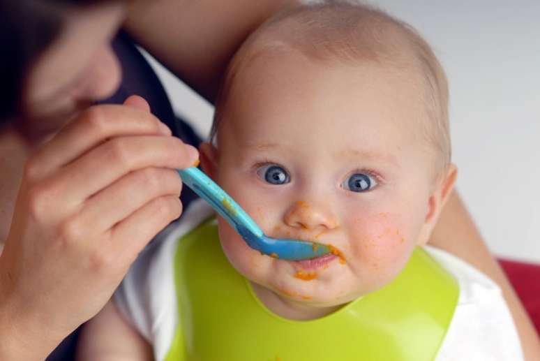 As crianças podem começar a consumir peixe a partir dos 6 meses de idade