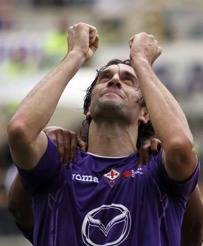 Toni fez o gol da vitória da Fiorentina