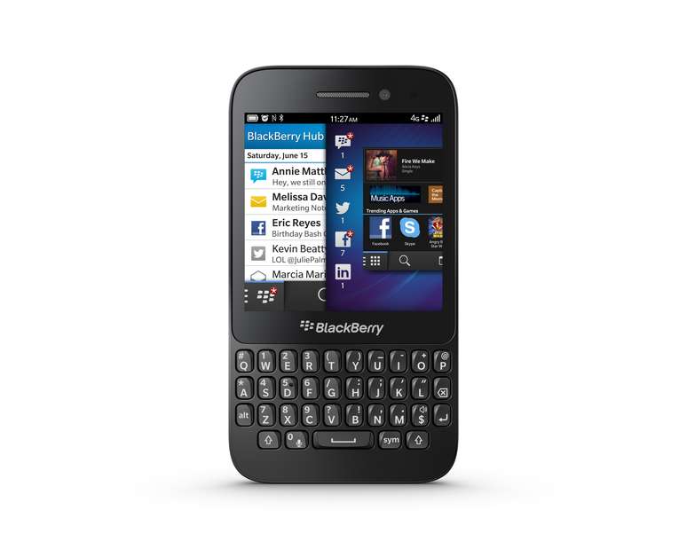 <p>BlackBerry Q5 utiliza os tradicionais botões físicos</p>