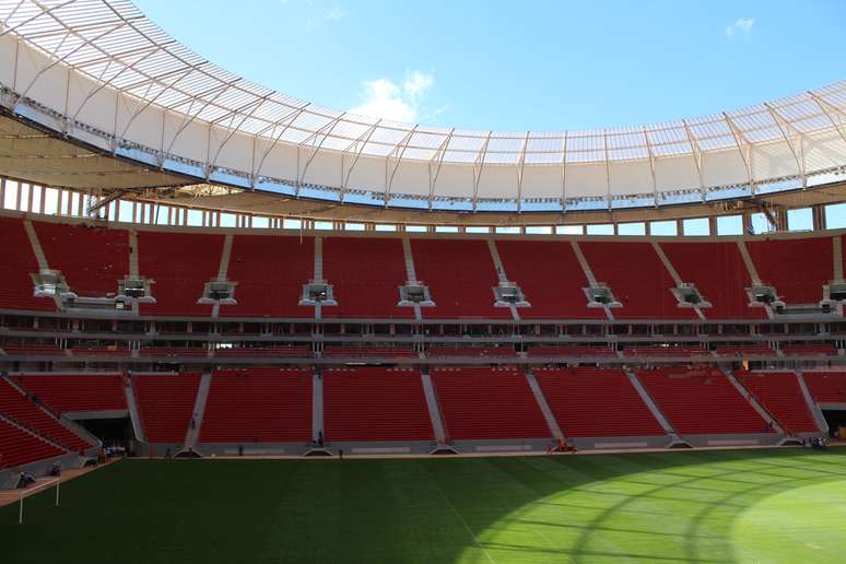 <p>Estádio será inaugurado com partida do Campeonato Brasiliense neste sábado</p>