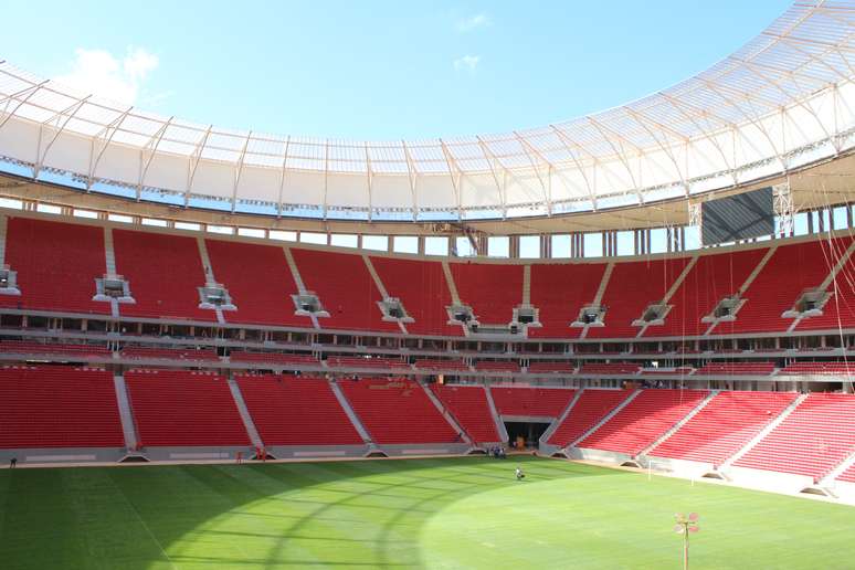 14/05 - Estádio receberá a abertura da Copa das Confederações, em 15 de junho