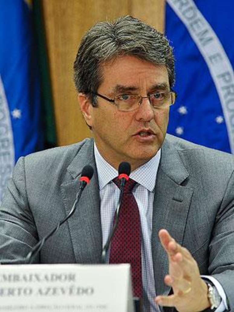 Eleito em maio, o novo diretor-geral da OMC passou por cargos importantes