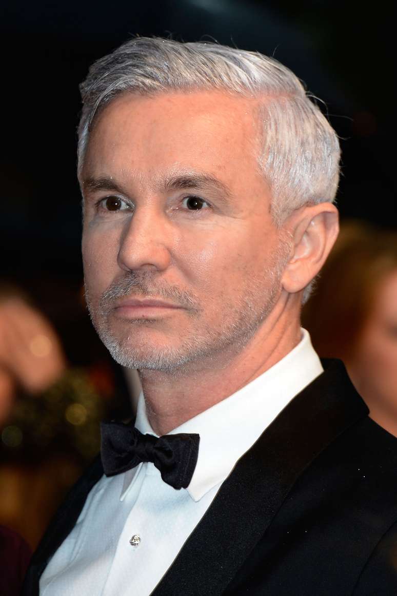 <p>A 66ª edição do Festival de Cannes começou nesta quarta-feira (15). Debaixo de muita chuva, atores e diretores desfilaram pelo tapete vermelho. O filme inaugural do festival foi 'O Grande Gatsby', do diretor Baz Luhrmann (foto)</p>