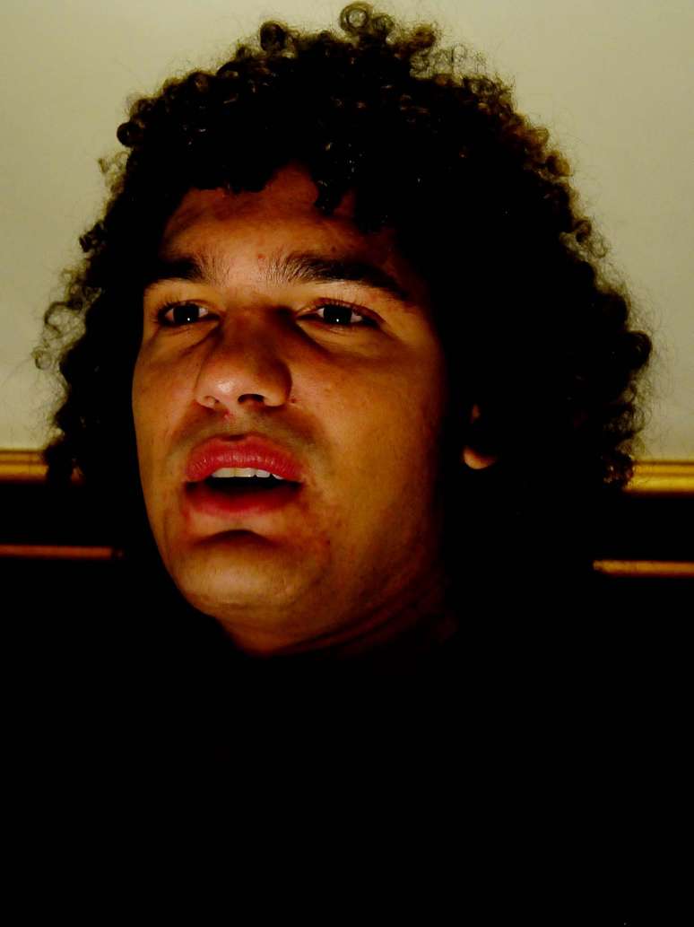 Embolia pulmonar causou risco de morte a Anderson Varej&atilde;o, embora tratamento tenha sido feito e o problema tenha ficado totalmente controlado