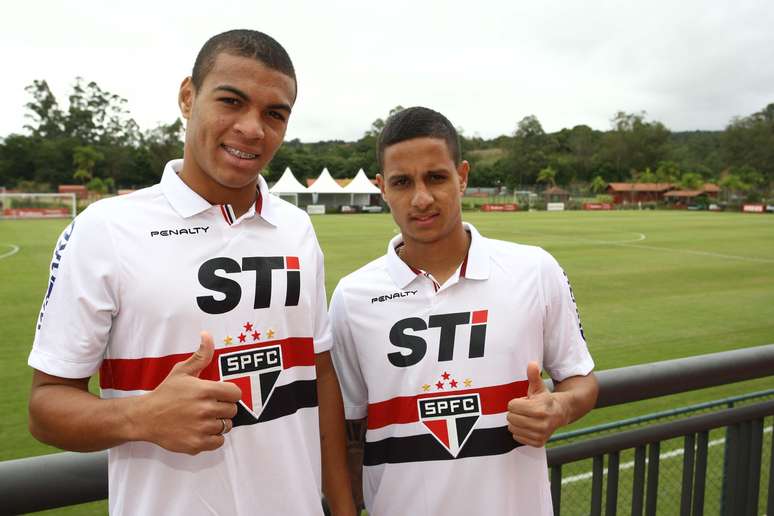 Dupla foi contratada pelo São Paulo após destaque no Mogi Mirim