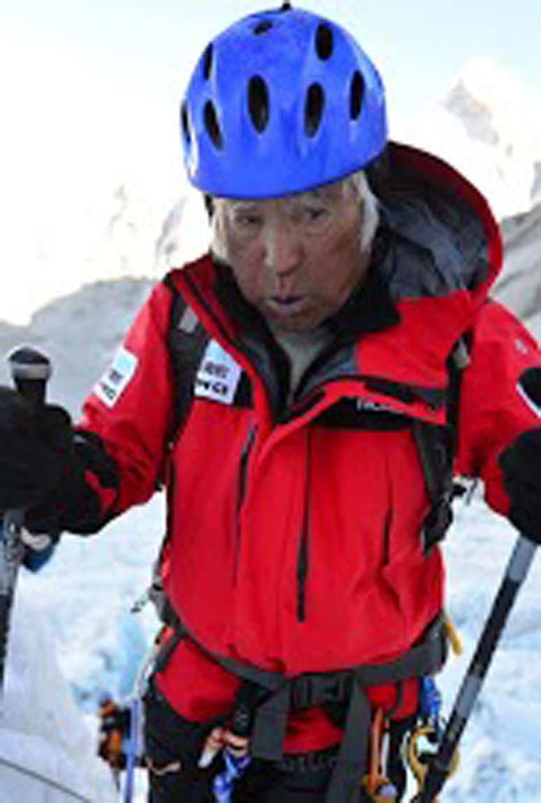 Miura espera recuperar o recorde conquistado no Guinness em 2003, quando se tornou o homem de idade mais avançada a chegar ao cume do Everest, aos 70 anos