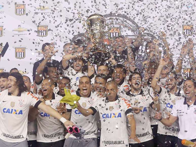 <p>Corinthians se sagrou campeão estadual na mesma semana em que deu adeus à Copa Libertadores</p>