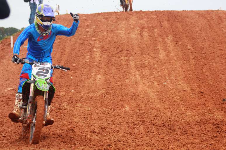 Elton Becker, Roque Colmann e Ricardo Boetcher tamb&eacute;m participaram de uma corrida de apresenta&ccedil;&atilde;o