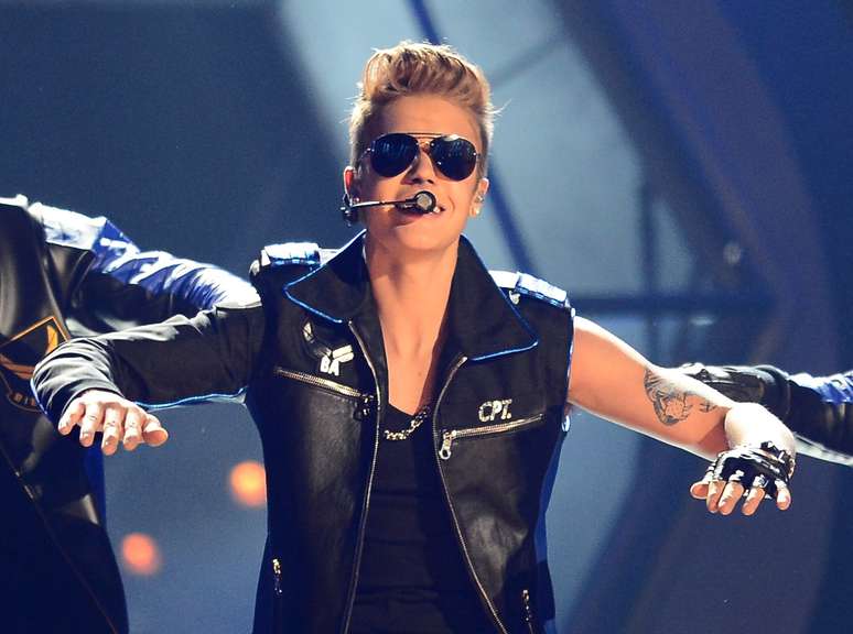 <p>Bieber se apresentar em São Paulo e Rio de Janeiro nos dias 2 e 4 de novembro, segundo agenda de shows de seu perfil no Facebook</p>