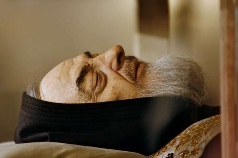 Imagem de uma exibição do Padre Pio, em abril de 2008, no sul da Itália