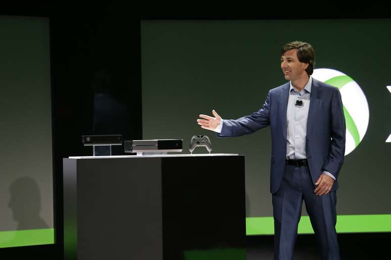 "Tive minha carreira inteira focada em tecnologia de entretenimento e nunca estive tão empolgado", disse Don Mattrick, presidente da área de entretenimento e negócios da Microsoft ao apresentar o Xbox One