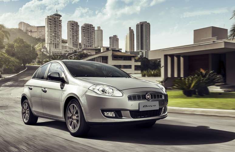 <p>Modelo 2014 do Fiat Bravo Essence, vers&atilde;o de entrada, chega ao mercado brasileiro por R$ 54.750</p>
