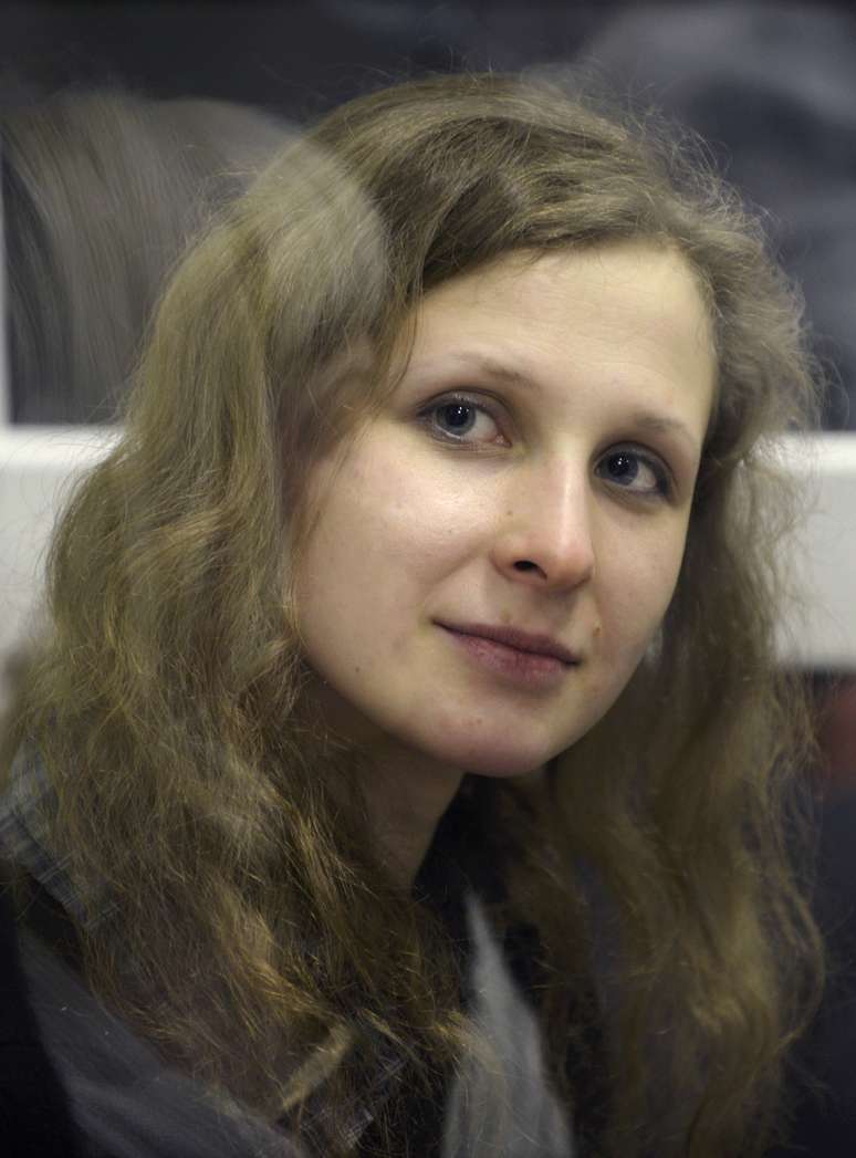 <p>Maria Alekhina se declarou em greve de fome em protesto por não poder ir à audiência judicial sobre a concessão da liberdade condicional</p>