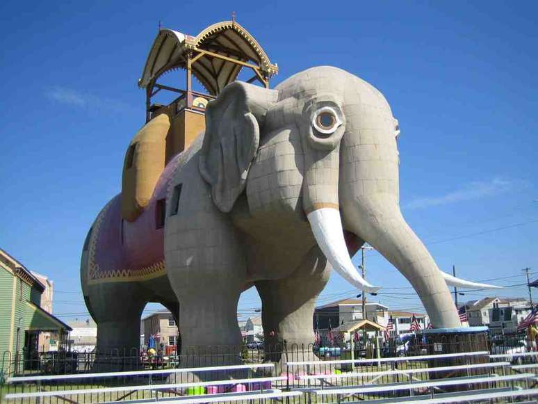 <p>Lucy the Elephant, nos Estados Unidos</p>