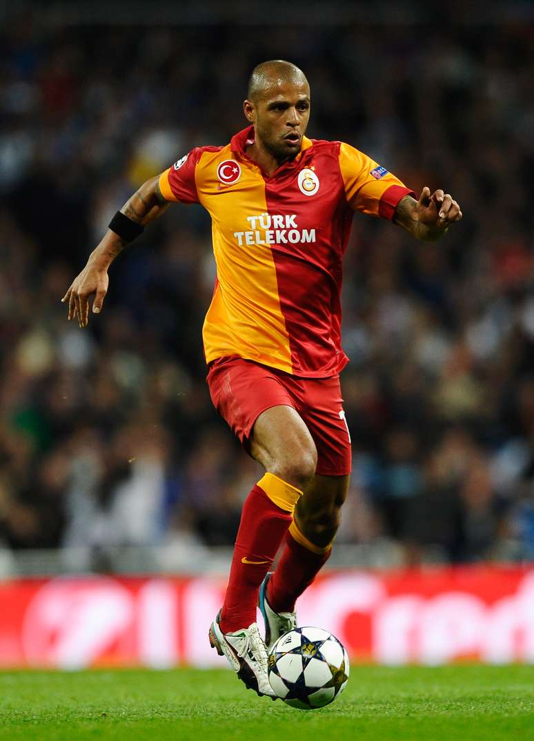 <p>Felipe Melo estava apenas emprestado pela Juventus ao Galatasaray, mas agora &eacute; da equipe turca em definitivo</p>