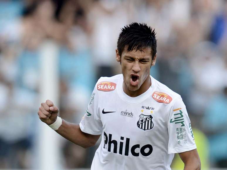 <p>Neymar pode fazer seu último jogo pelo Santos neste fim de semana, contra o Flamengo</p>