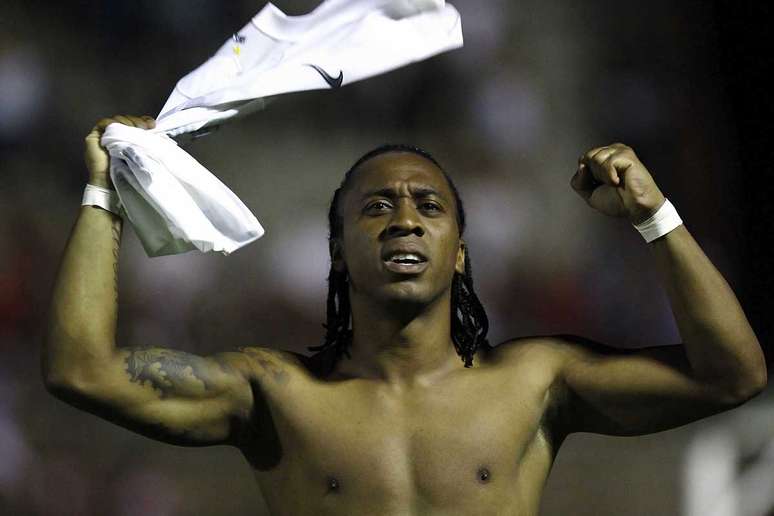 <p>Arouca chegou ao Santos em janeiro de 2010 e participou efetivamente de todos os seis t&iacute;tulos do clube na era Neymar</p>