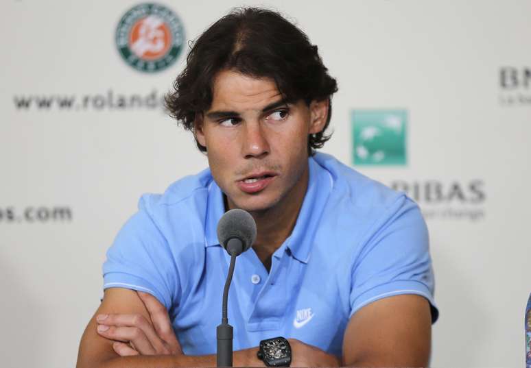 <p>Nadal participou nesta sexta-feira do sorteio da chave de Roland Garros; espanhol pode pegar Djokovic na semifinal do torneio francês</p>