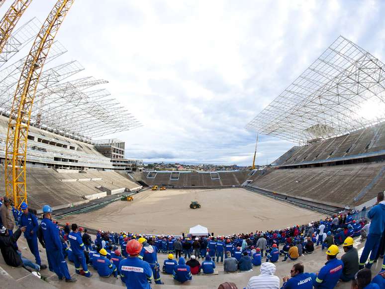 <p>Arena Corinthians recebeu incentivos fiscais da prefeitura e empréstimo do BNDES</p>