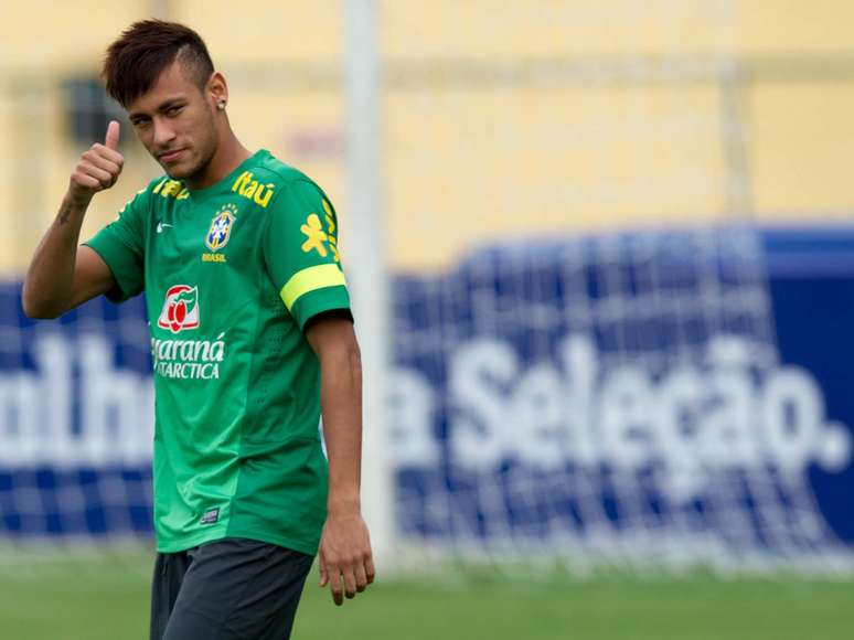 <p>Neymar teve atuações apagadas com o time principal da Seleção em 2013</p>
