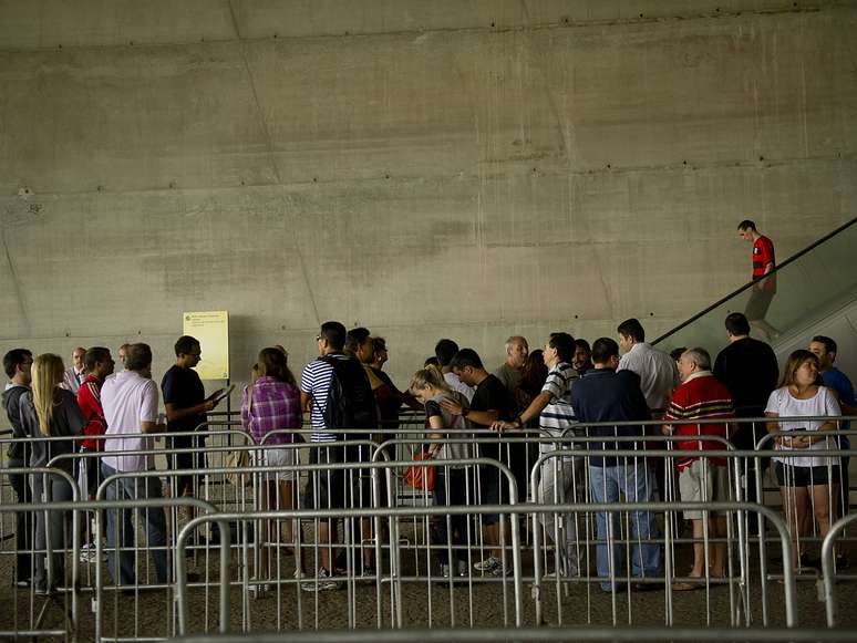 <p>Filas para retirada de ingressos e credenciais foram alvo de muita reclamação</p>