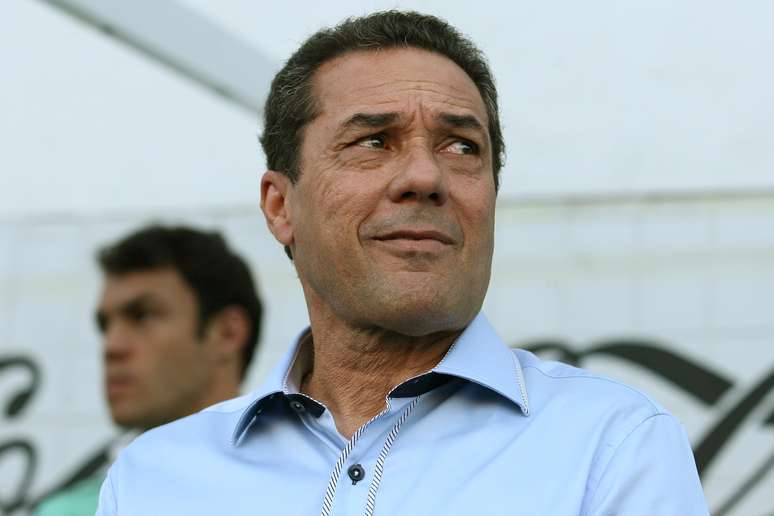 <p>Luxemburgo disse que Grêmio poderia ter "matado" no contra-ataque</p>