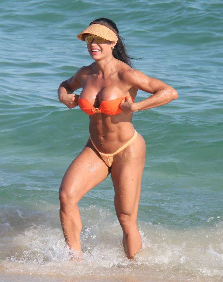 <p>Gracyanne Barbosa é famosa pelo corpo cheio de músculos</p>