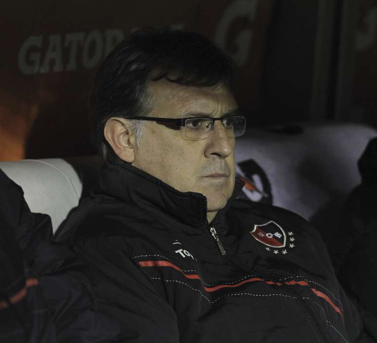 <p>Gerardo Martino seria concorrente de Mano Menezes por cargo após pedida elevada de Bielsa</p>