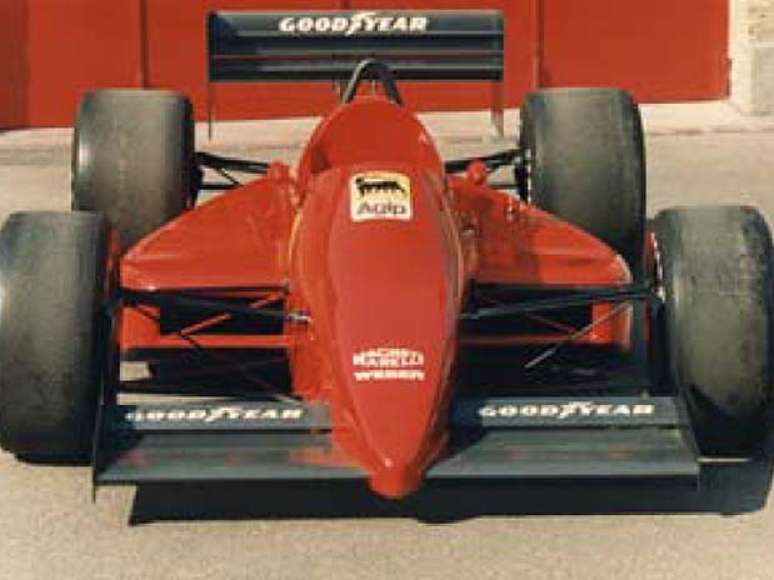 <p>Com carro próprio, Ferrari entraria na Fórmula Indy no meio de 1986, trocando definitivamente de categoria em 1987</p>