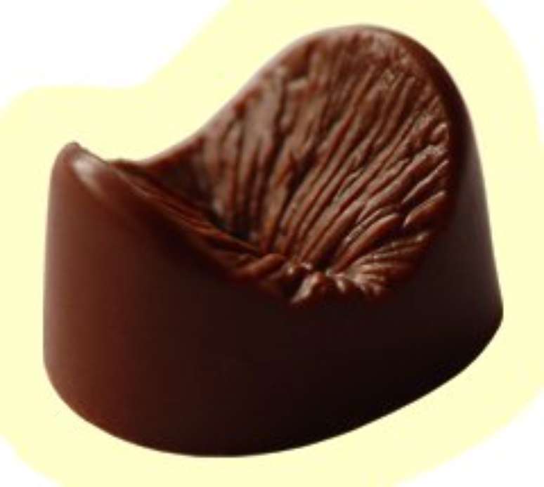 <p>O bombom é descrito como um suculento chocolate carinhosamente fundido e desenhado a partir da nosso modelo de bumbum</p>