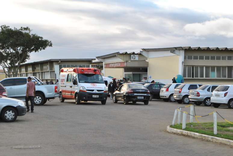 Adolescentes chegaram a ser encaminhados ao hospital, mas não resistiram aos ferimentos