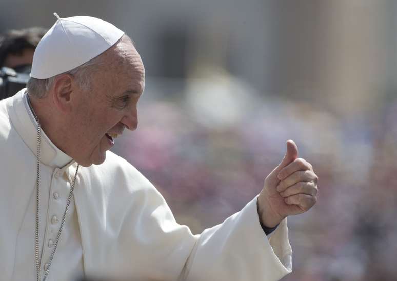 "Apesar da fome e da desnutrição existentes, muitos alimentos são desperdiçados", afirmou o papa Francisco