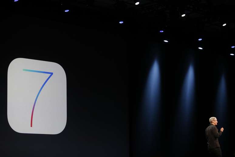 <p>Apple apresentou o iOS 7 no mês passado</p>